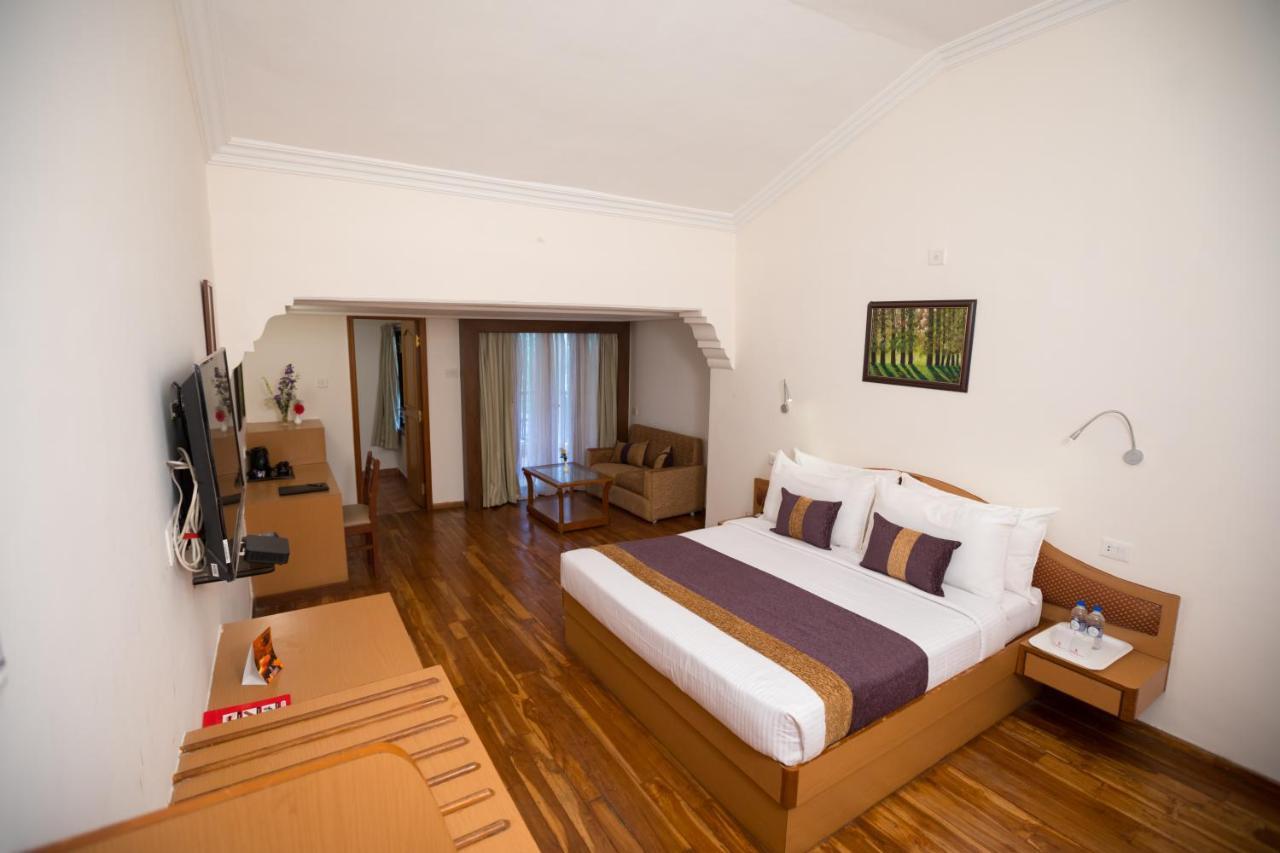 Hotel Kodai International Kodaikanal Bagian luar foto