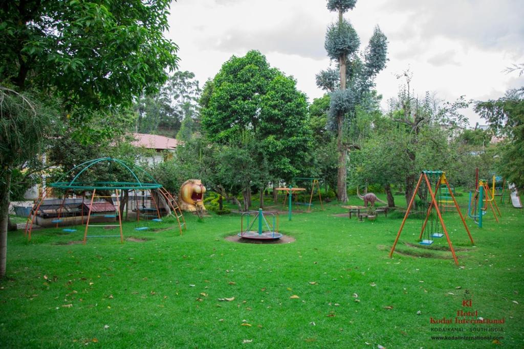 Hotel Kodai International Kodaikanal Bagian luar foto